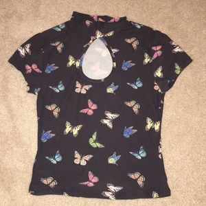 Girls M butterfly shirt
